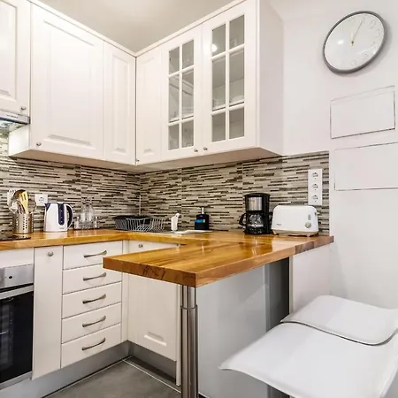 Guestready - Bright And Charming For 2 - Alcantara Apartment *